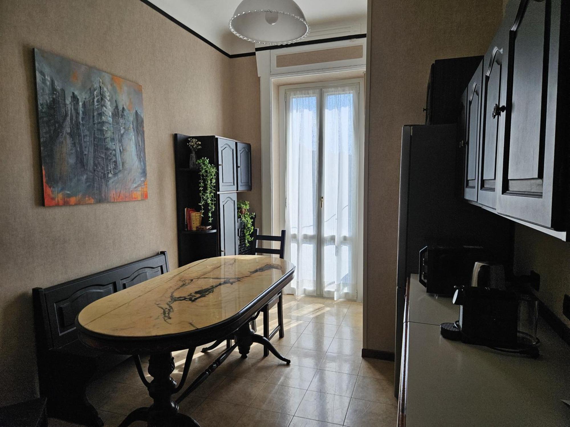 Homegallery - Elegante Appartamento Milanese Ngoại thất bức ảnh